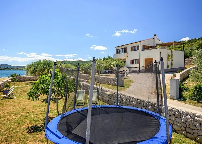 Apartman Sibenik Boats Raslina