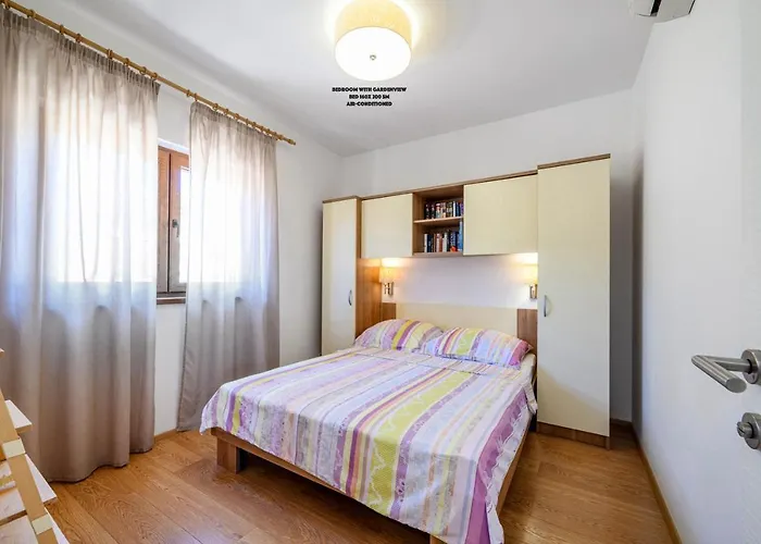 Sibenik Boats Apartman Raslina